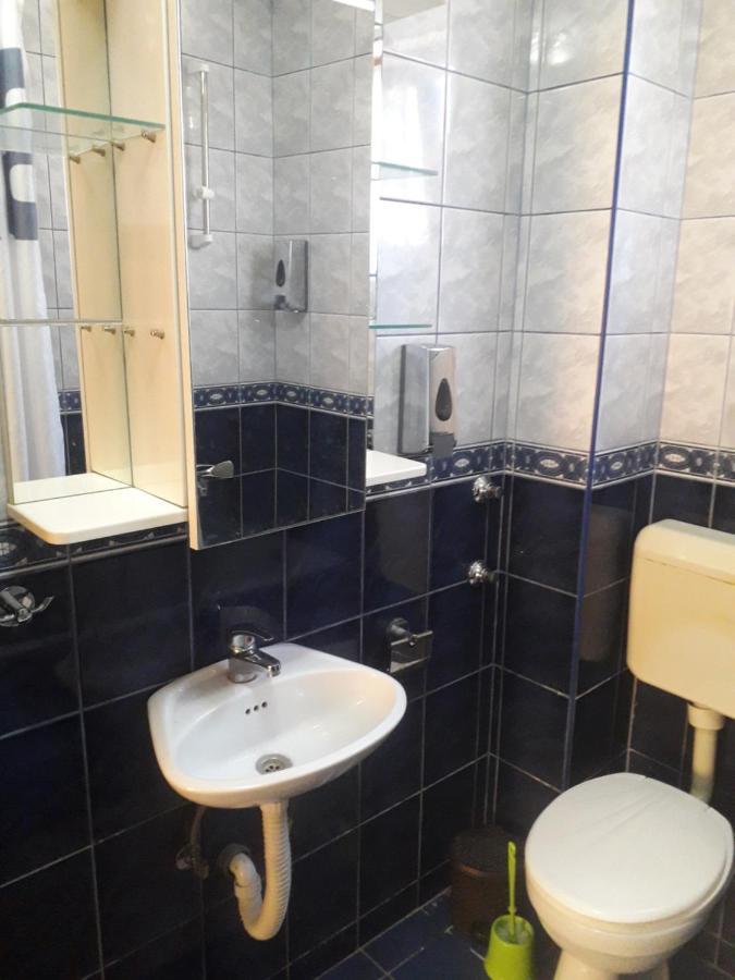 Hostel Topic Banja Luka Luaran gambar