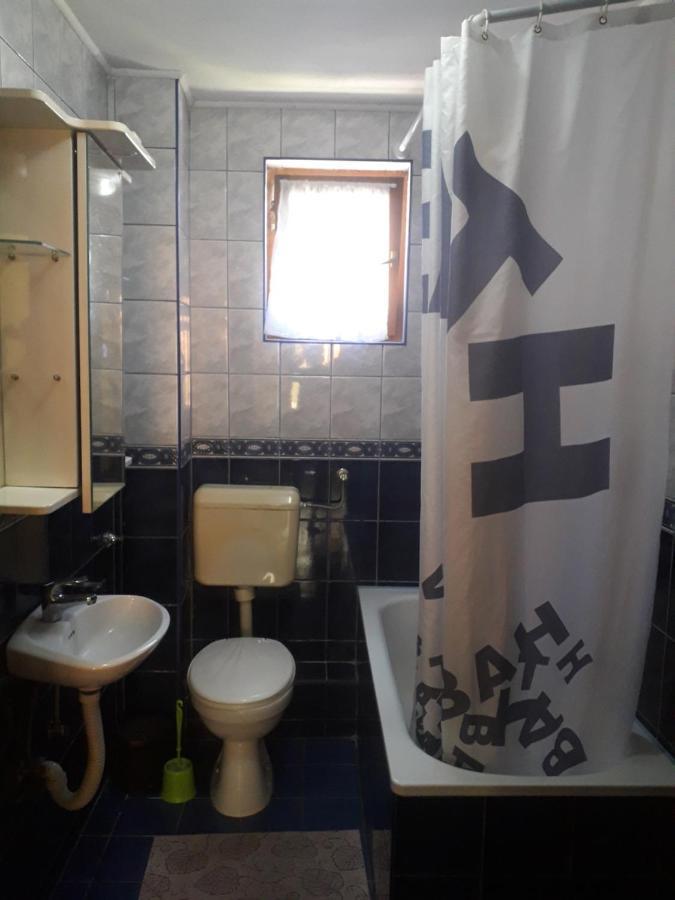 Hostel Topic Banja Luka Luaran gambar