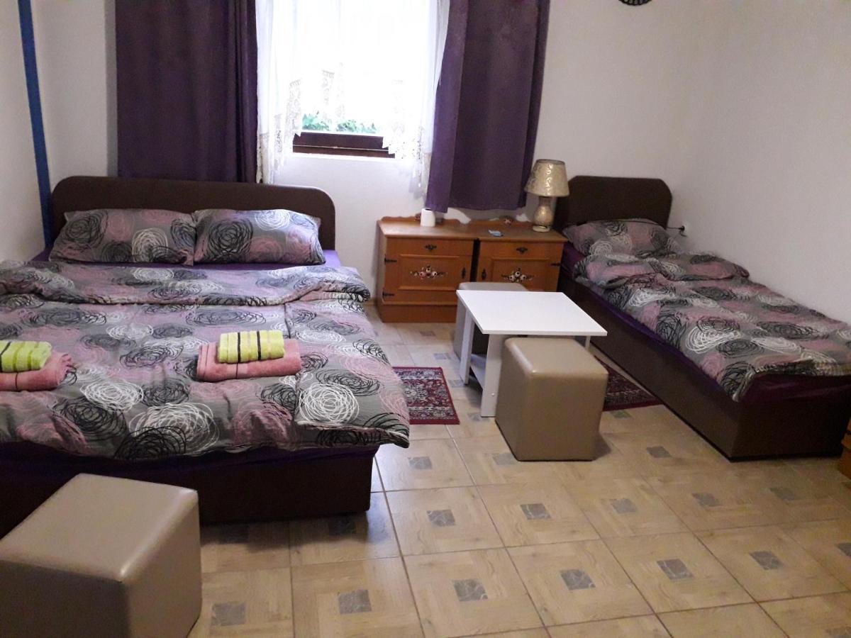 Hostel Topic Banja Luka Luaran gambar