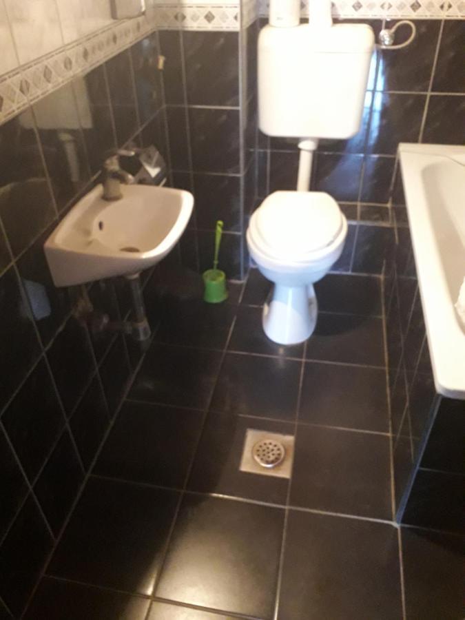 Hostel Topic Banja Luka Luaran gambar