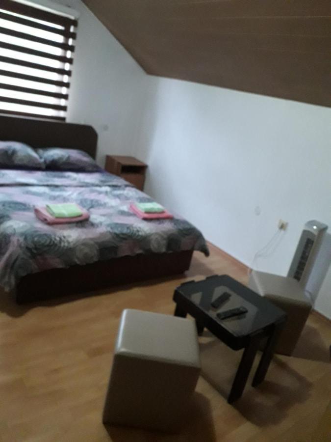Hostel Topic Banja Luka Luaran gambar