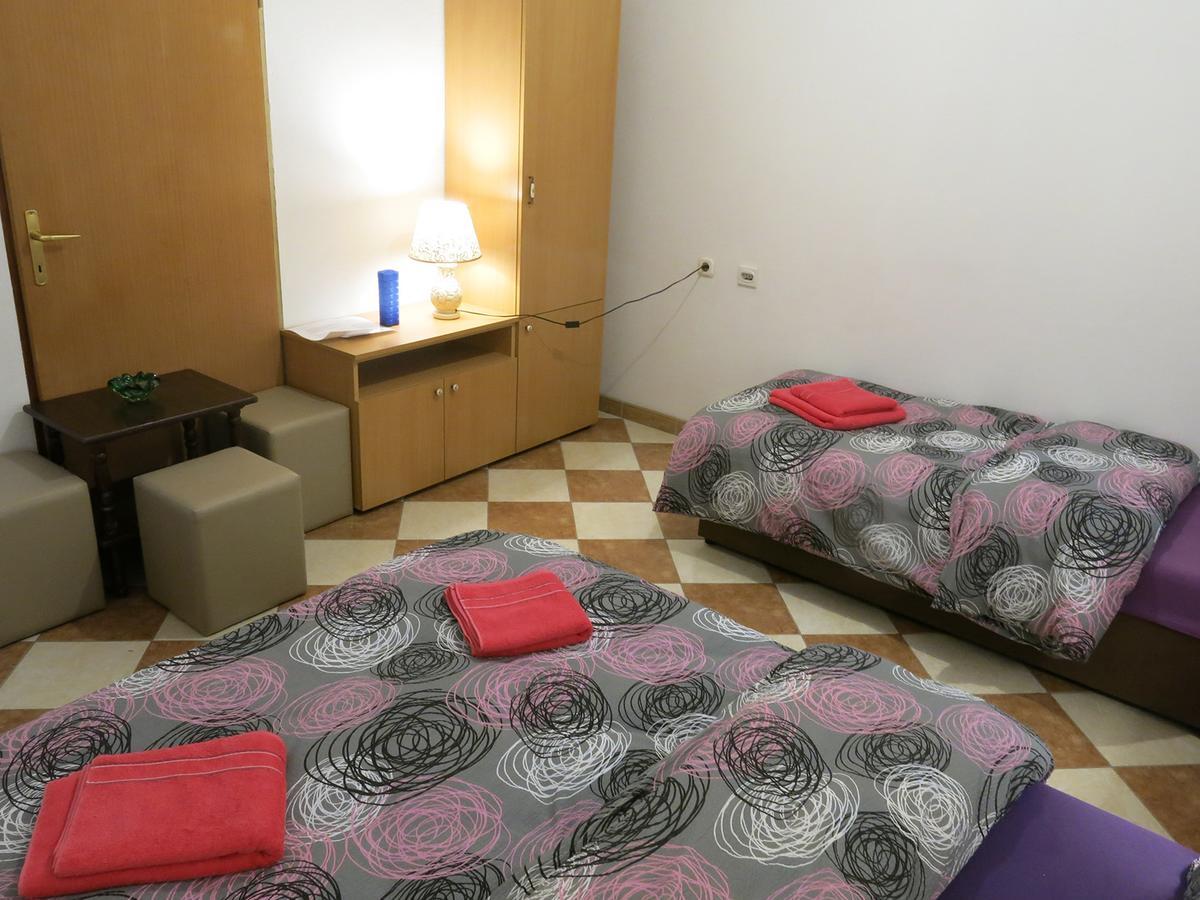 Hostel Topic Banja Luka Luaran gambar